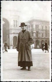 ks. jan Piton podczas pobytu we Woszech (1950 r.)